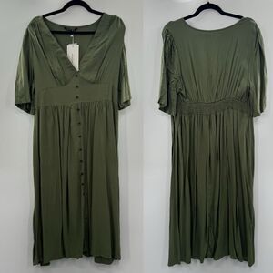3For$20 BloomChic Green NWT Dress size: Large